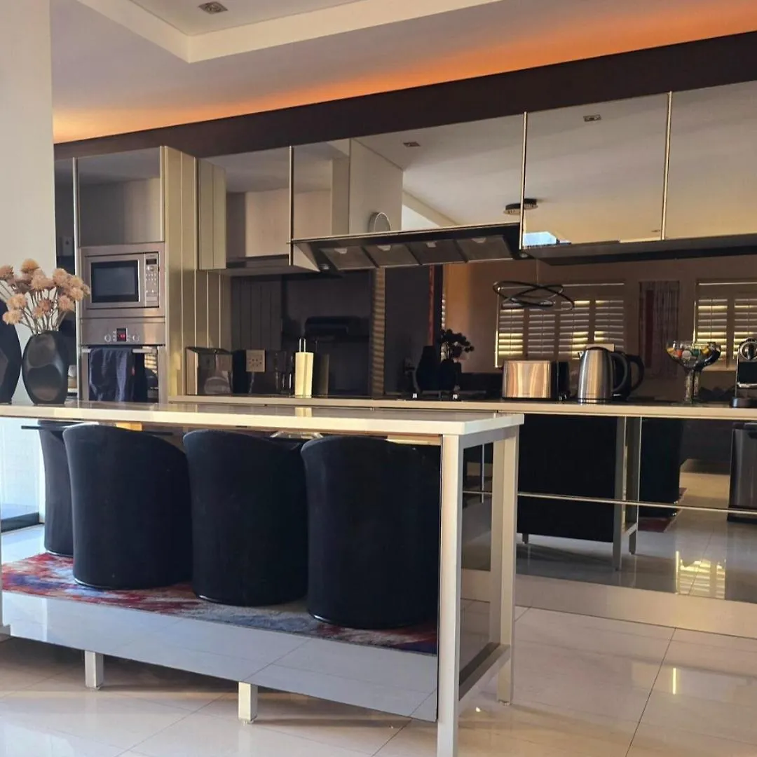 Luxury Penthouse With Private Pool Apartment Cape Town