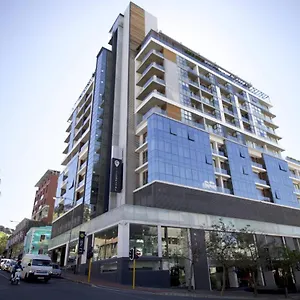  Apartment Stunning With View, Outdoor Pool, Gym, De Waterkant,